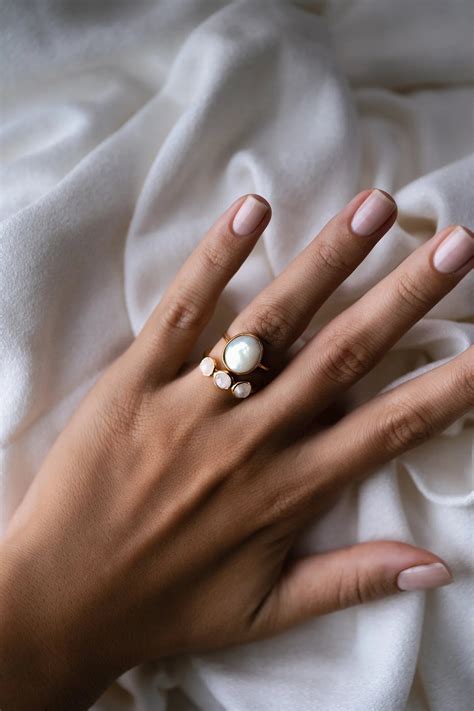 chanel big pearl ring